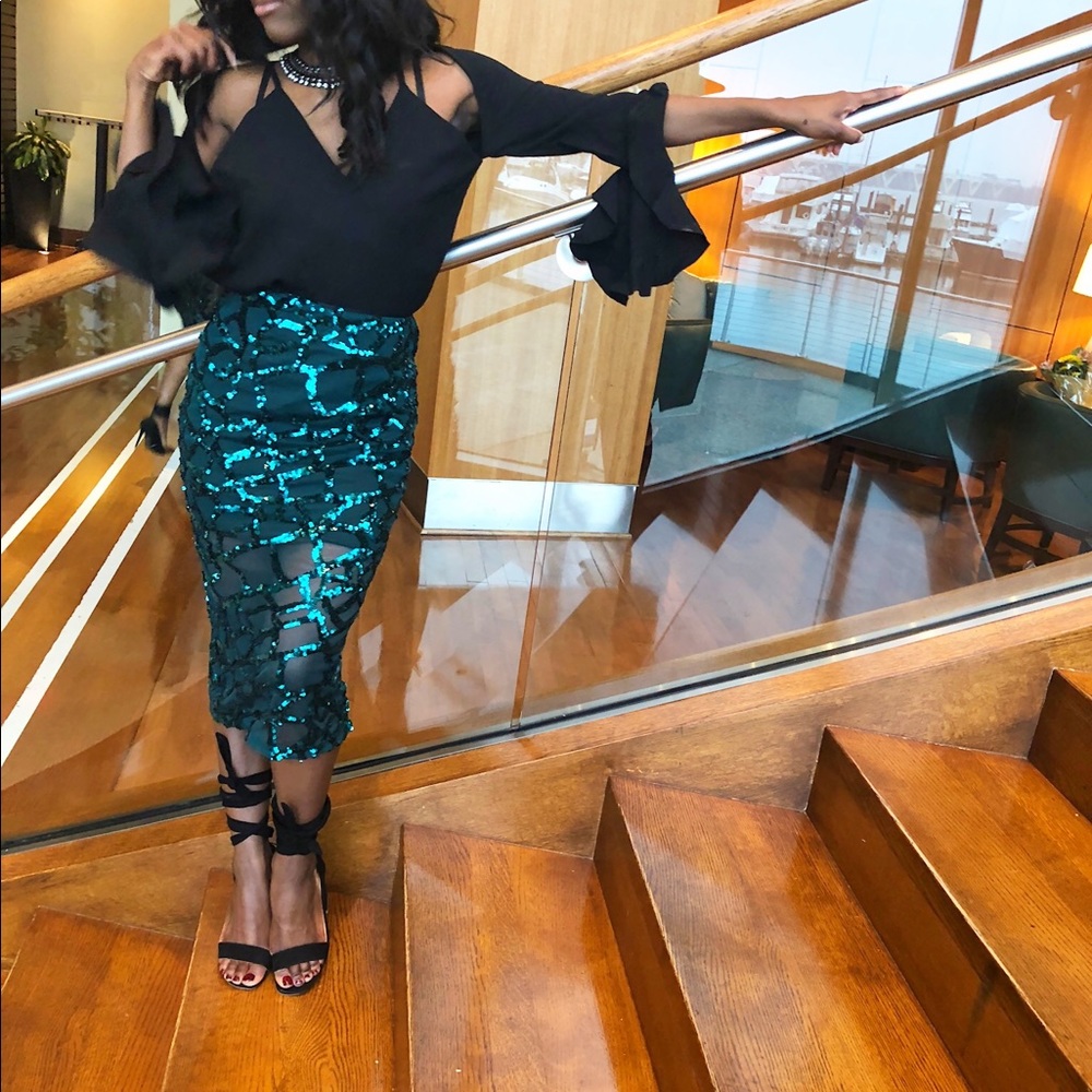 Emerald green sparkly skirt